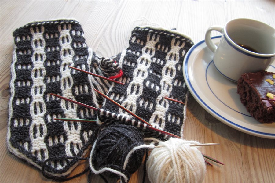 Velkommen til årets siste strikkekafé 24. november på Tingvold